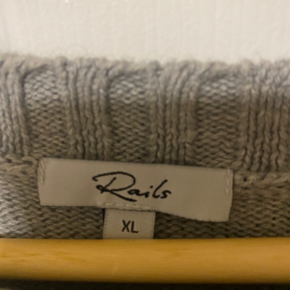 Grey Jungle Cat Sweater - Picture 2 of 5